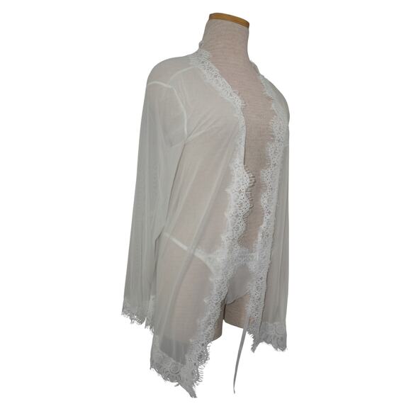 Frederick’s of Hollywood “Stephanie” Sheer Lace Robe & Thong Set - Picture 4 of 16